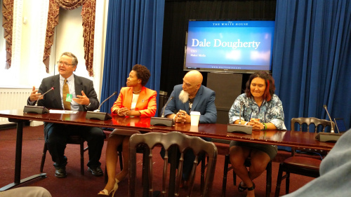 white_house_maker_panel